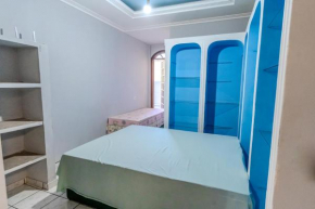 Quarto 2 com 3 camas de Solteiro